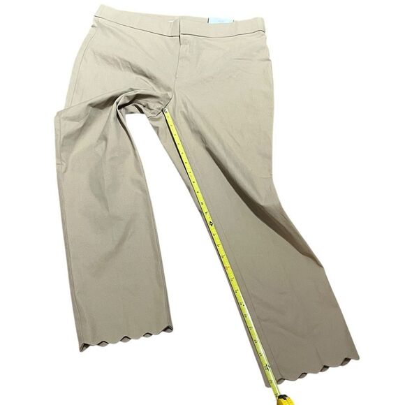 Rafaella Classic Cropped Tan Pants With Scallop Hem, Size 10, NWT - Picture 7 of 10